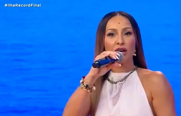 sabrina sato ilha record