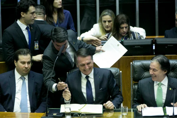 Bolsonaro tem a menor base no Congresso Nacional desde Fernando Collor