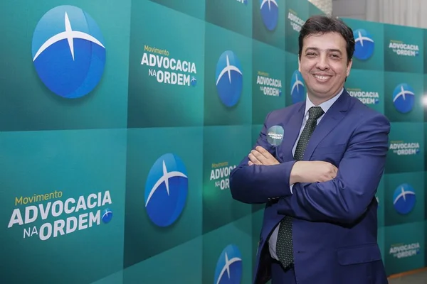 Propaganda irregular: OAB dá “puxão de orelha” em Jacques Veloso