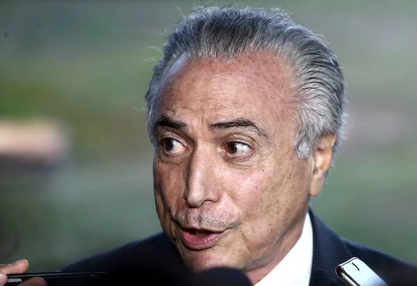 Michel Temer vai vetar emenda que dá margem à censura na internet
