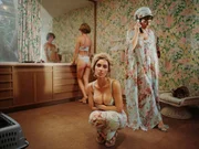 Campanha da Collab Skims x Roberto Cavalli