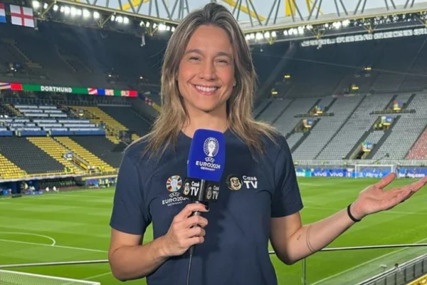 Fernanda Gentil fala pela 1ª vez após polêmica com Romário - destaque galeria Fernanda Gentil fala pela 1ª vez após polêmica com Romário - destaque galeria
