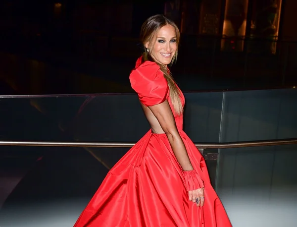 Novo projeto de Sarah Jessica Parker vai além do showbiz. Entenda