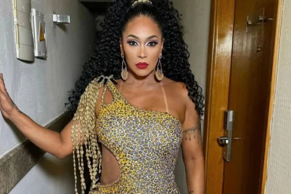 Rosiane Pinheiro expõe ter sido “escravizada” pela ex-madrasta