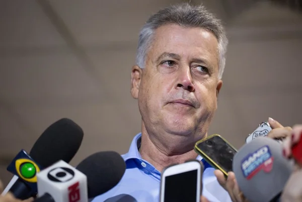 Rollemberg vai à Justiça caso distritais revoguem aumento de passagens