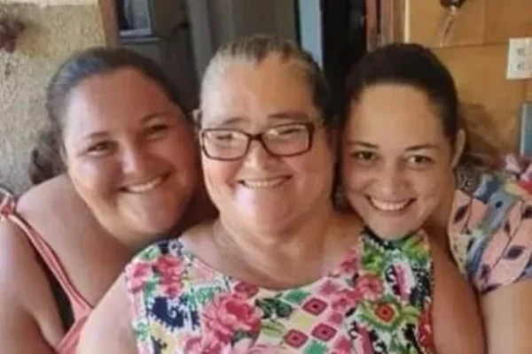 valentina, ana paula e karina