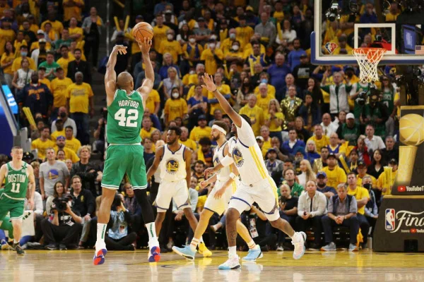 Celtics mostram força e vencem Warriors no jogo 1 das finais da NBA