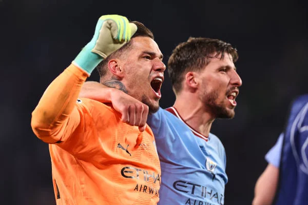 Guardiola deve a Ederson a metade do “bicho” pela sua 3ª Champions