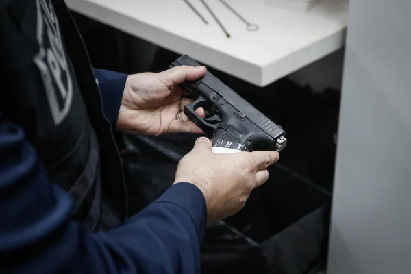 Policial civil reage a tentativa de assalto e mata bandido a tiros