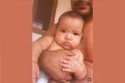 Pai com a filha Helena, bebê de 10 meses que morreu Pai com a filha Helena, bebê de 10 meses que morreu