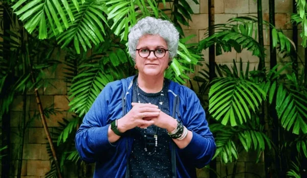 Foto colorida de IIzabella Teixeira, ex-ministra do Meio Ambiente