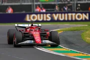 LVMH fechou com a F1 um contrato de patrocínio bilionário de dez anos LVMH fechou com a F1 um contrato de patrocínio bilionário de dez anos