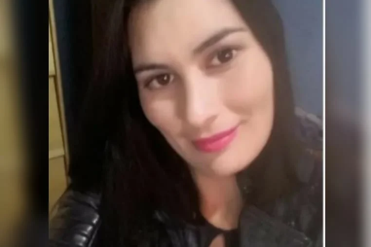 Mulher foi morta com golpe de estilete no pescoço Mulher foi morta com golpe de estilete no pescoço