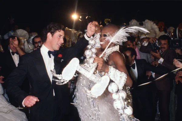 Novo rei da Inglaterra, Charles já curtiu Carnaval no Rio de Janeiro