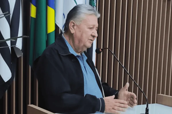 Imagem colorida de prefeito de Araras morto após nova parada cardiorrespiratória - Metrópoles