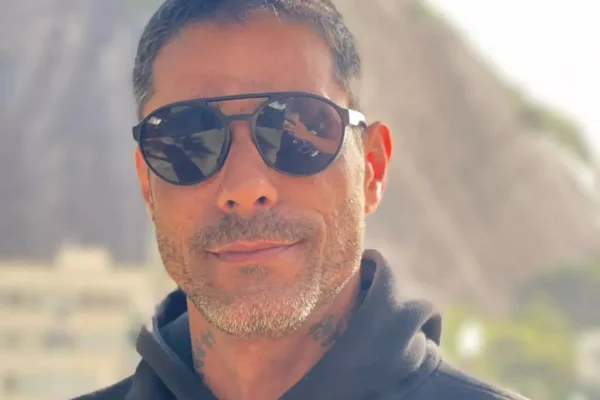 Diego Grossi revela dívida após passar madrugadas jogando: "Zerado" - Metrópoles