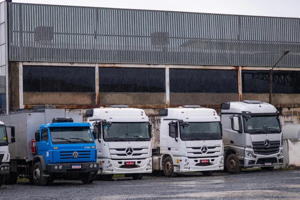 Como a alta do diesel já impacta rotina de caminhoneiros e produtores do DF