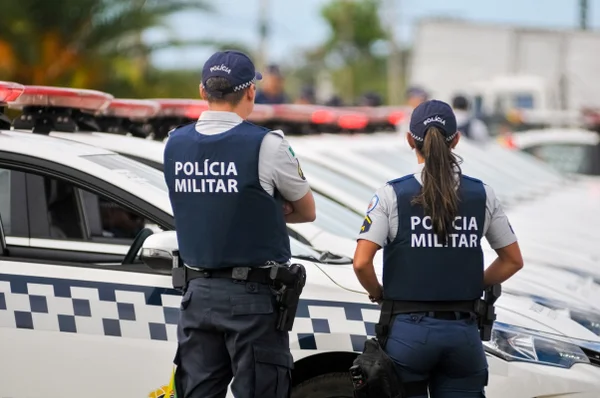 Homem é preso por furto após morador ver crime por câmeras e denunciar
