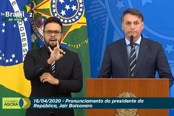 Bolsonaro em discurso pós-demissão de Mandetta