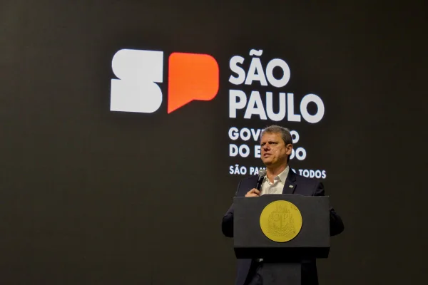 Tarcísio de Freitas participa de encontro com secretários municipais de Saúde para Apresentação do Balanço de Governo na Área e as Ações para Enfrentamento das Arboviroses / dengue - Metrópoles