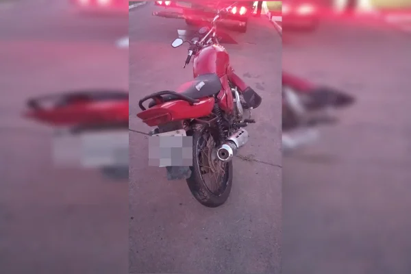 Moto sem licenciamento há 18 anos é flagrada com R$ 297 mil em multas