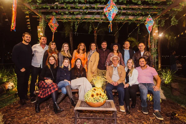 Pontão lança Festival de Inverno em arraiá animado para convidados