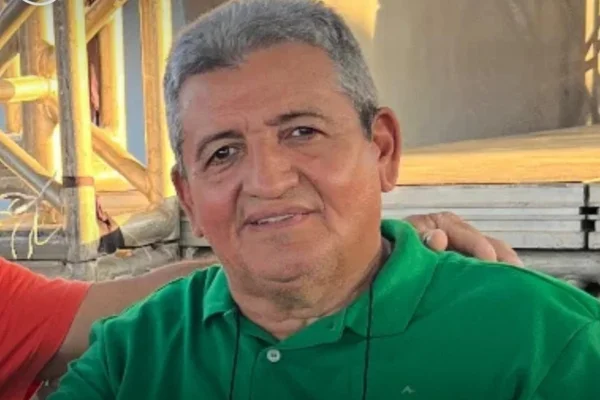 Foto colorida de ex-prefeito de Boa Hora (PI), José Resende Araújo - Metrópoles