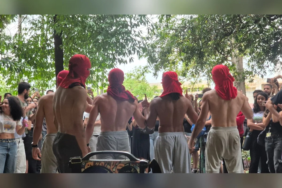 Concurso sósia Gostoso da Paulista ne UFMG Concurso sósia Gostoso da Paulista ne UFMG