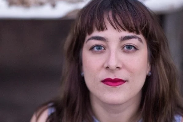 Sucesso na internet, Hel Mother participa de debate em Brasília