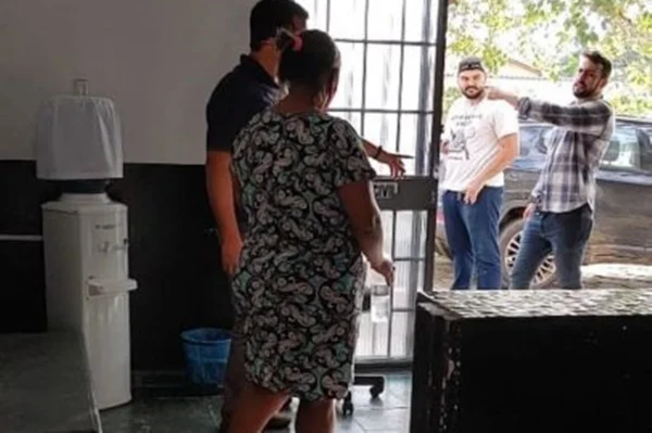 Mulher é presa suspeita de extorsão espiritual em Alvorada do Norte, Goiás