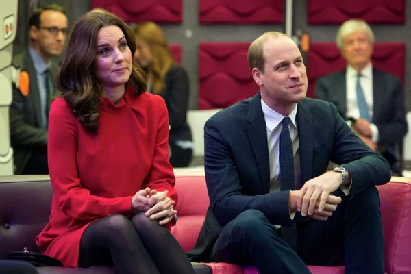 Príncipe William arma surpresa luxuosa de aniversário para Kate