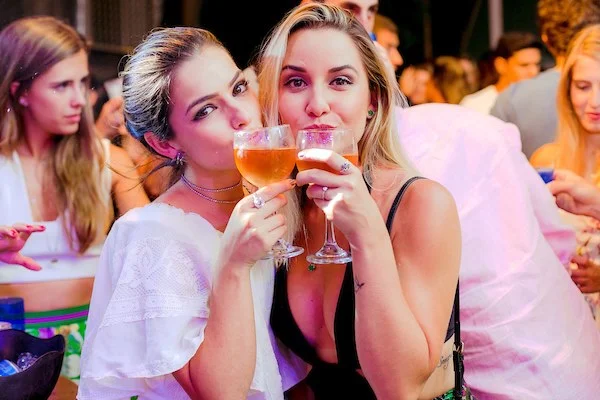 Luisa Peleja e Taíla Lopes Luisa Peleja e Taíla Lopes