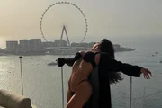 Kauana Bilhar faz pose durante viagem Kauana Bilhar faz pose durante viagem