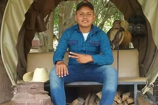 Jovem leva um tiro na cabeça enquanto procurava por Pokémon