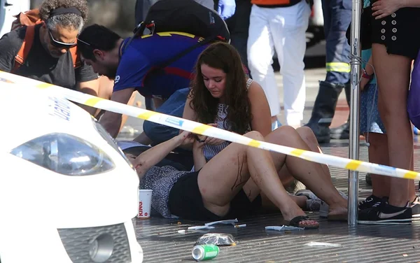 Ataque terrorista em Barcelona deixa 13 mortos e dezenas de feridos