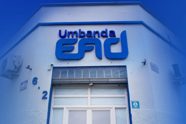 Fachada da Umbanda EAD, em Bauru, alvo de atentado por racismo religioso - Metrópoles