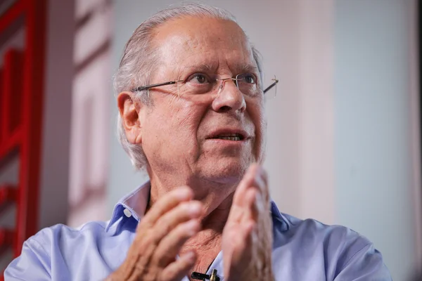 Zé Dirceu -- Metrópoles
