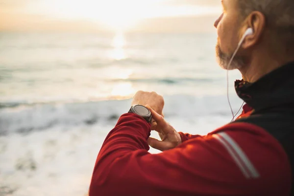 Estudo revela quanto tempo de exercícios fazer por dia para viver mais