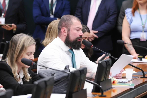 Foto colorida do deputado Paulo Bilynskyj - Metrópoles