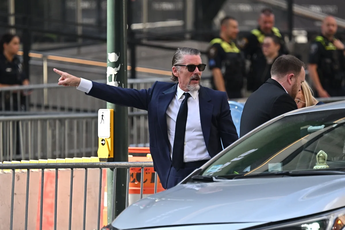 Escritor e cineasta Ethan Hawke Escritor e cineasta Ethan Hawke