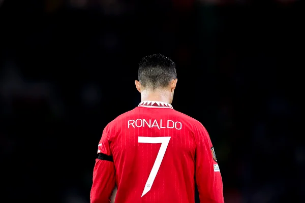 Manchester United precisa vencer para se recuperar na Liga Europa