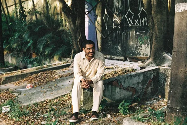 Criolo vem a Brasília para show de “Espiral de Ilusão” em setembro