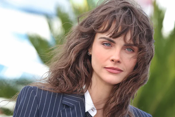 Cara Delevingne revela mudanças na vida sexual após ter ficado sóbria