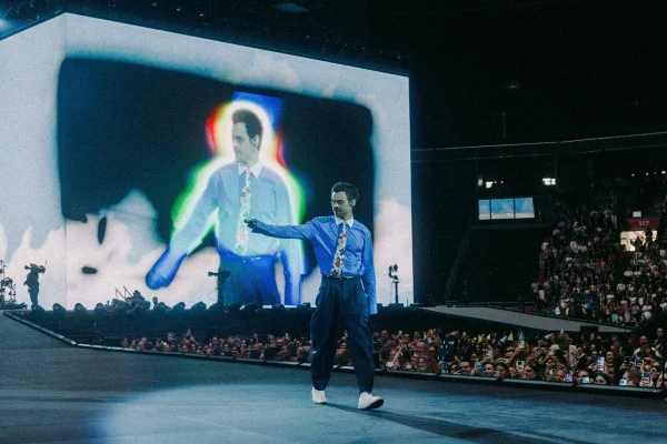 Harry Styles no Brasil: veja inspirações de looks para usar nos shows