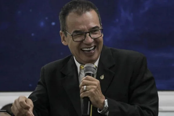 Imagem colorida do ex-vereador de Sorocaba Júlio Cesar. Ele foi condenado por estupro - Metrópoles