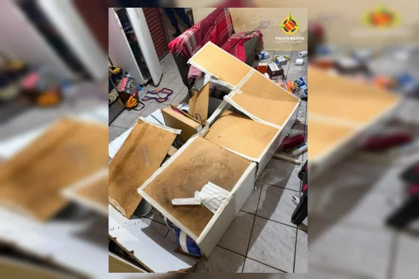 Ataque de enteado à família foi motivado por dinheiro para drogas - destaque galeria Ataque de enteado à família foi motivado por dinheiro para drogas - destaque galeria