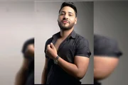 O cantor Alan Tons