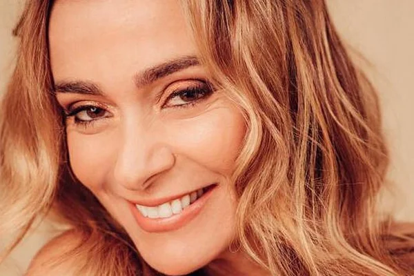 Mônica Martelli fala sobre sexo na menopausa: “Sorte de me apaixonar”