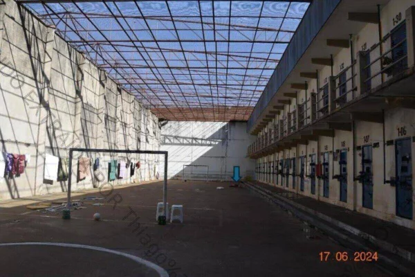 Pátio de presidio - Metrópoles