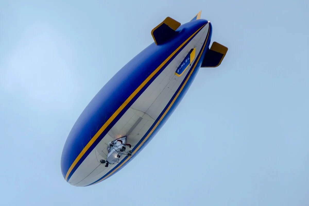 Dirigível Zeppelin inspirado na forma hidrodinâmica dos pinguins Dirigível Zeppelin inspirado na forma hidrodinâmica dos pinguins
